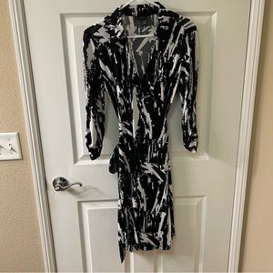 Alfani Wrap Dress Black White Design Women’s Small